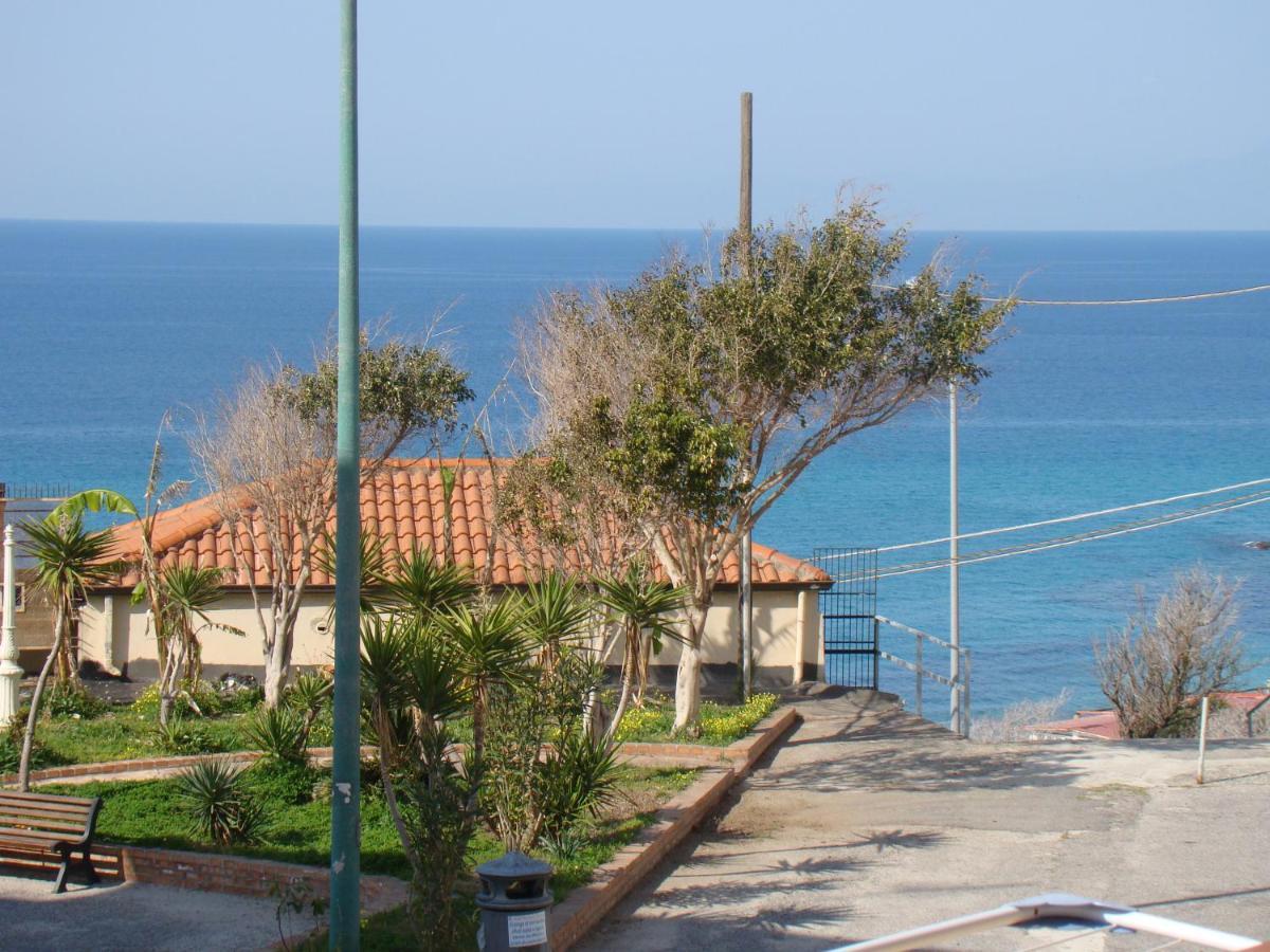 مبيت وإفطار Arcobaleno Tropea Centro المظهر الخارجي الصورة